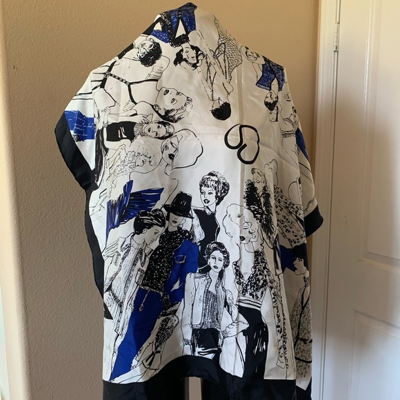 St. John Silk Scarf - Picture 3 of 7